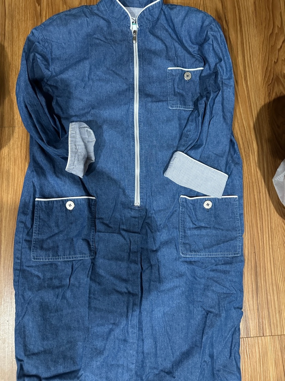 Denim Zip Front Utility Dress with Pocket Details - vintage stunner!